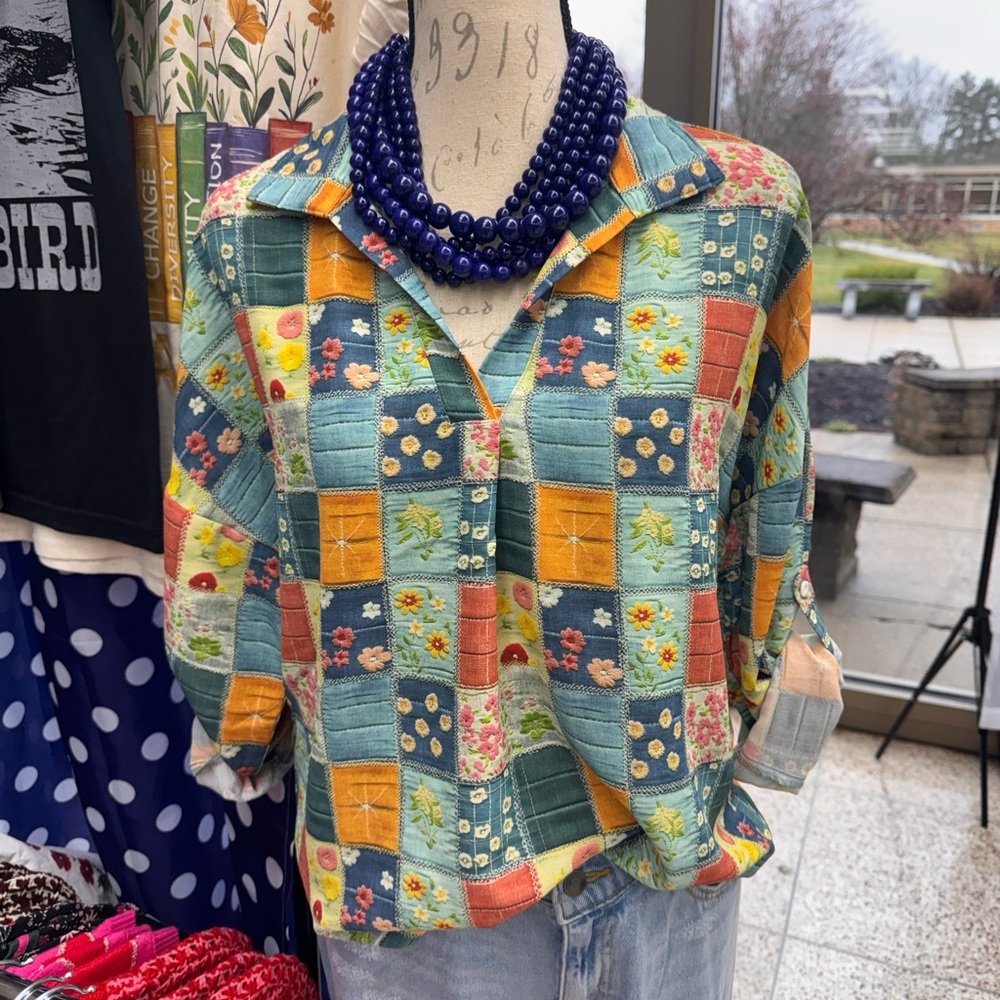 The Bloom and Breeze Pullover Blouse - Picture 2 of 4